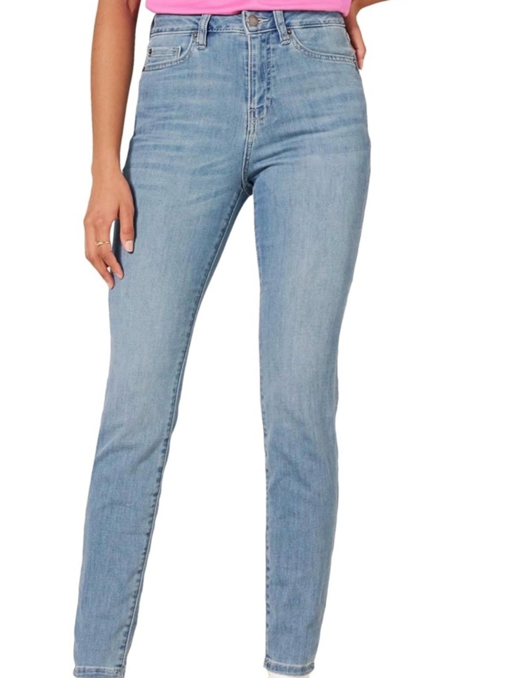 Amazon Essentials Women's Light Wash High-Rise Skinny Jeans